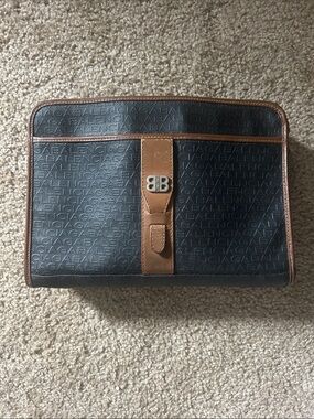 Balenciaga Clutch Unlisted ALL SALES FINAL
